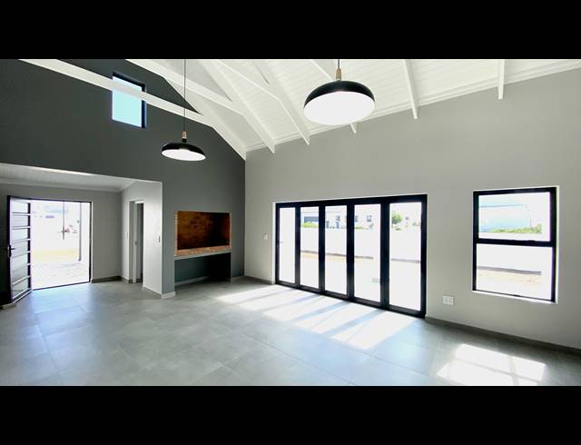 3 BEDROOM HOUSE FOR SALE IN ATLANTIC SANDS PRIVATE ESTATE